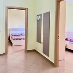 Cozy Sea View Apartment K4